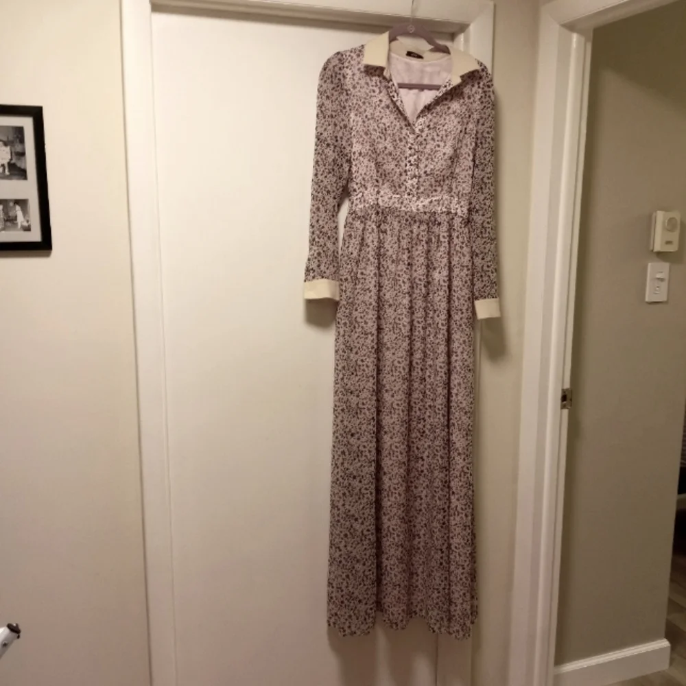 Lucio Women's Dress Floral Long Sleeve button to waist shirt dress sz M - Picture 2 of 12